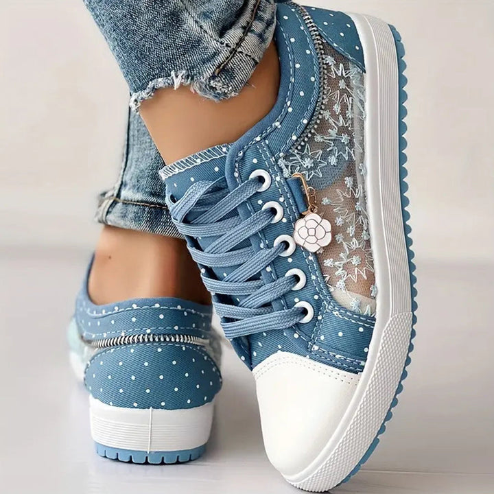 Lynn | Stylish Lace-Up Sneakers