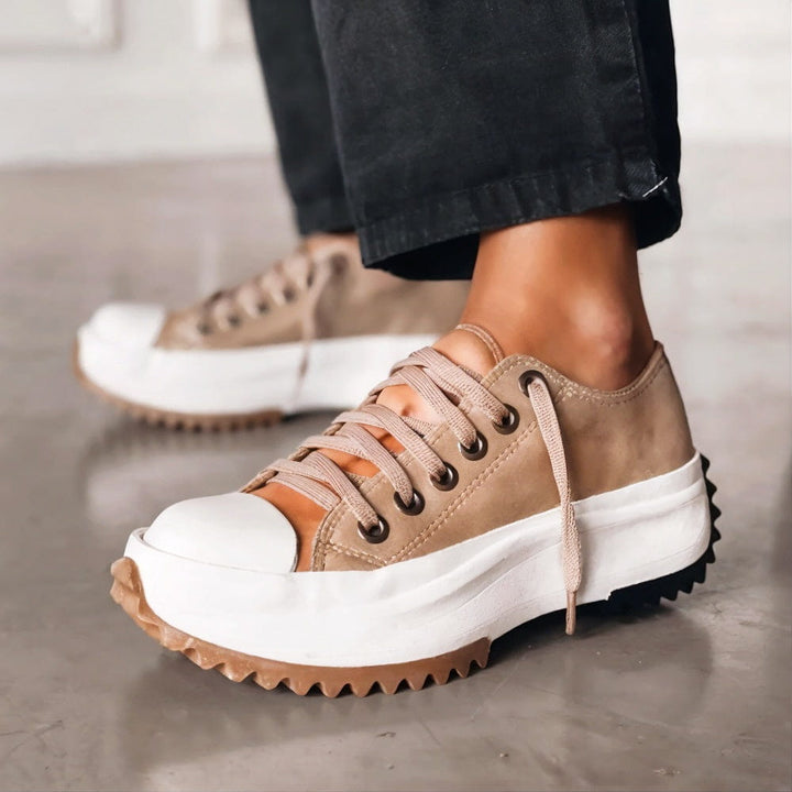 Loes | Pain Relieving Sneakers