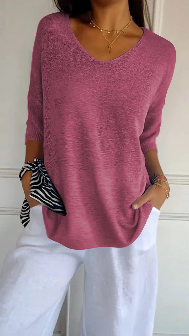 Mia | Timeless V-Neck Top
