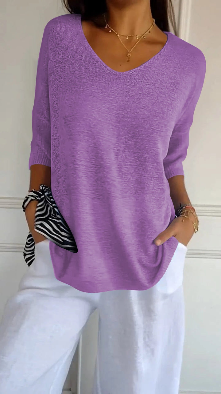 Mia | Timeless V-Neck Top