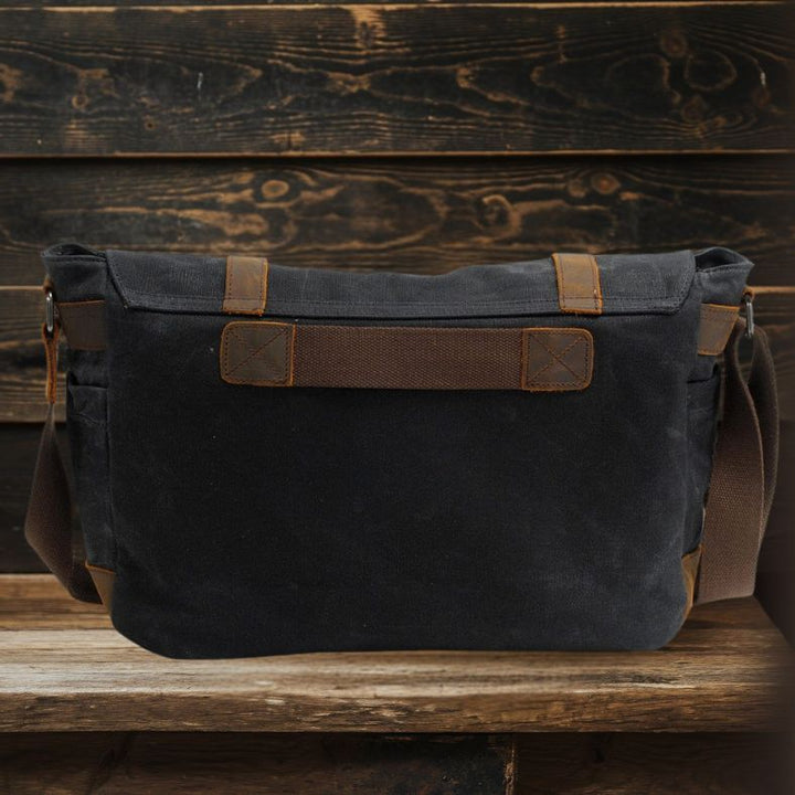 Nolan | Canvas Messenger Bag