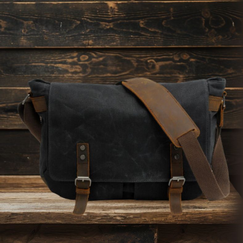Nolan | Canvas Messenger Bag