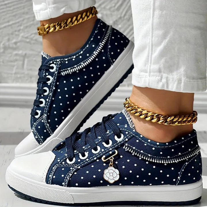 Lynn | Stylish Lace-Up Sneakers