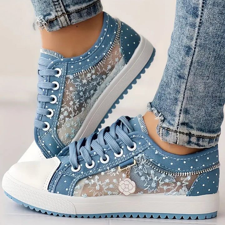 Lynn | Stylish Lace-Up Sneakers