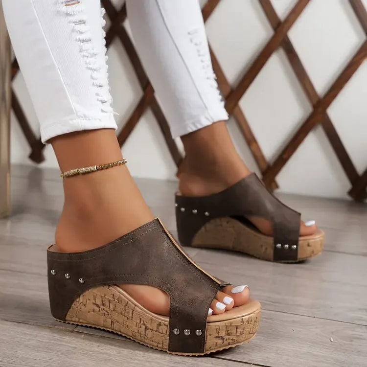 Mabel | Orthopaedic Sandals