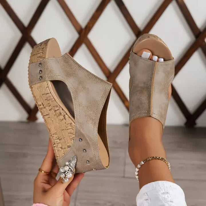 Mabel | Orthopaedic Sandals