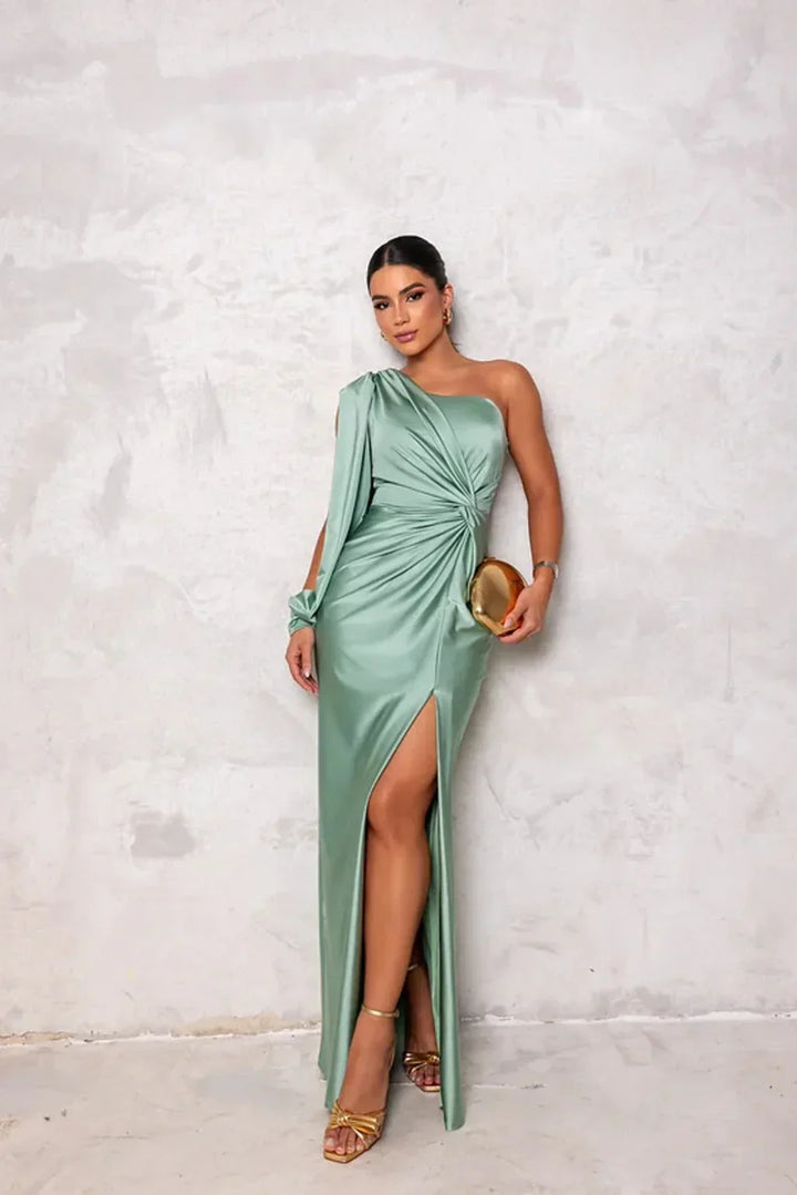 Alister | Chic Slit Maxi Gown