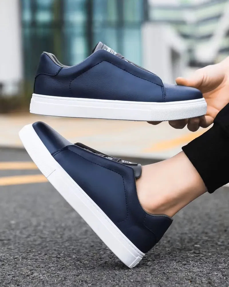 Leif | Timeless Vegan Leather Sneakers
