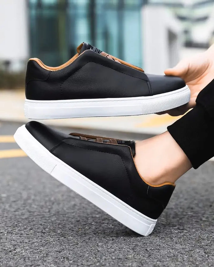 Leif | Timeless Vegan Leather Sneakers