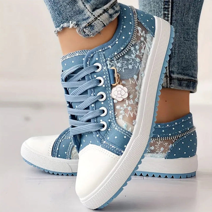 Lynn | Stylish Lace-Up Sneakers